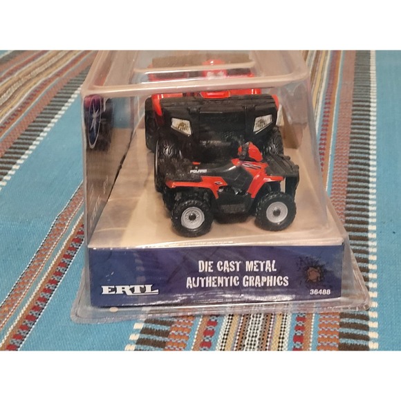 NWT Polaris Got Mud 1/18 Scale Die Cast ATV 2 Pack Red Brand-new SEALED UNOPENED - Picture 3 of 6